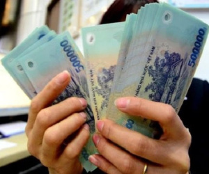 Thêm một ngân hàng vượt xa Vietcombank về thu nhập bình quân nhân viên, đạt hơn 36 triệu đồng/tháng