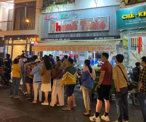 Bi kịch du lịch Đà Lạt giữa mùa nghỉ lễ: Tôi bị tụt huyết áp vì xếp hàng đợi ăn... ly kem bơ!