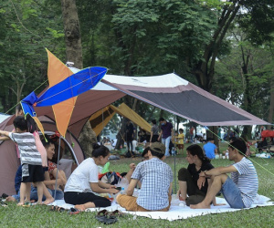 Hà Nội: Tạm dừng hoạt động thể dục thể thao tại công viên, vườn hoa, hạn chế tập trung đông người nơi công cộng để phòng dịch
