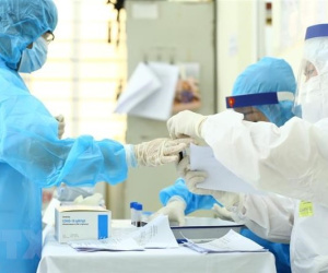 Đến 16h: Ổ dịch Vĩnh Phúc có 9 ca nghi mắc Covid-19; lập 9 chốt kiểm soát các tuyến đường trọng yếu