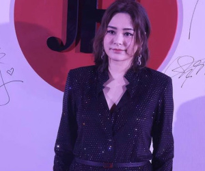Chung Hân Đồng tăng cân không phanh, vòng 2 lớn cùng vóc dáng nặng nề khiến netizen choáng nặng