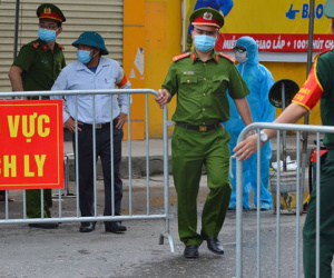 Hà Nội: Cận cảnh khu vực phong toả 6.000 dân ở Thường Tín, nhiều người đi làm ngỡ ngàng phải 'quay xe'