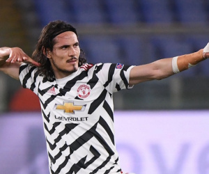 MU nâng lương cao chót vót giữ chân Cavani