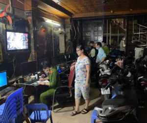 Mở cửa giữa mùa dịch, 2 quán game ở Hà Nội bị phạt 30 triệu đồng