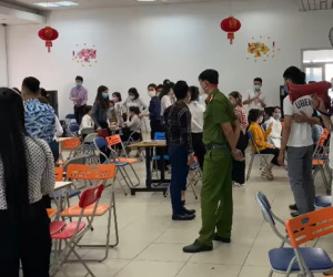 Hơn 100 khách hàng, nhân viên công ty kinh doanh đa cấp tụ tập giữa dịch Covid-19, bất chấp lệnh cấm ở Đà Nẵng