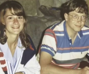 Bill Gates 'không chung thủy khi mới hẹn hò Melinda'