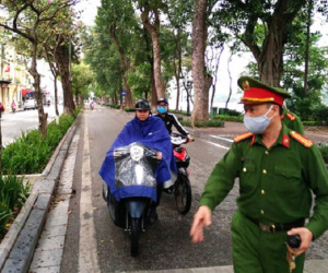 Hà Nội: Xử phạt hơn 3 tỷ đồng những người không đeo khẩu trang