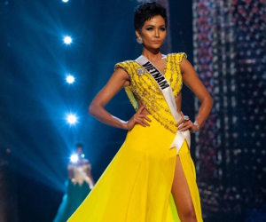Tiếng Anh của dàn người đẹp Việt thi Miss Universe: Người bập bẹ giới thiệu tên tuổi, người nuốt mic bắn ngoại ngữ siêu đỉnh, còn Khánh Vân thế nào?