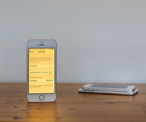 Nghiên cứu mới cho thấy tính năng Night Shift trên iPhone không giúp bạn ngủ ngon hơn