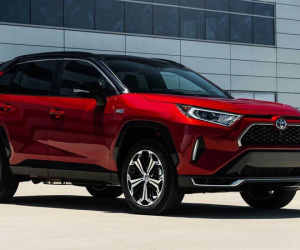 Top 10 ô tô được đánh giá cao nhất năm 2021