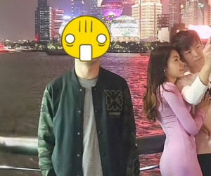 Đăng bải tìm cặp đôi lạ mặt 'chụp ké' ảnh 2 năm trước, chàng trai được cô gái đáp trả nhưng lại 'méo mặt' trước bình luận của đám đông