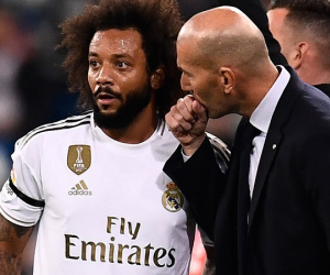 Cãi tay đôi với Zidane, trụ cột Real Madrid bị loại khỏi đội hình