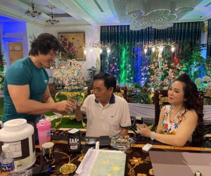 Xuất hiện hình ảnh bên trong dinh thự gia đình bà Phương Hằng và ông Dũng 'lò vôi' đang sống, nhưng khiến nhiều người bị khó hiểu vì một điểm kỳ lạ trong căn nhà!?