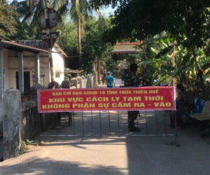 Vượt hàng rào, đột nhập vào khu vực đang phong toả vì dịch Covid-19 để… đánh ghen