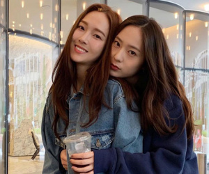 Em gái Krystal vừa hỏi chuyện, Jessica đã lộ luôn hint chuẩn bị cưới bạn trai đại gia sau 8 năm bên nhau?