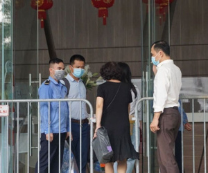 Hà Nội: Xác định 8 F1, tạm đóng cửa nhà hàng Thế giới Hải sản do vợ chồng Giám đốc Hacinco từng đến ăn