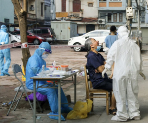 Hà Nội thêm 5 ca nhiễm mới, 1 người bị lây từ Giám đốc Hacinco