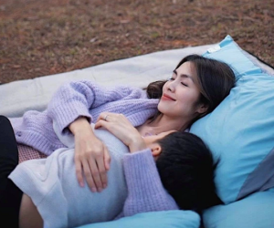 Hà Tăng khoe ảnh an nhiên bên quý tử cuối tuần, đập ngay vào mắt là visual ít phấn son mà vẫn cực đỉnh của mẹ bỉm hào môn