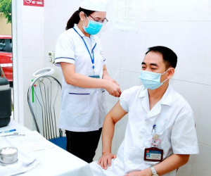 Vĩnh Phúc họp bất thường, chi 400 tỷ tiêm vắc-xin cho 100% người dân