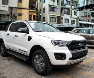 Bán tải tháng 4: Xe Nhật cạnh tranh với miếng bánh thị phần nhỏ