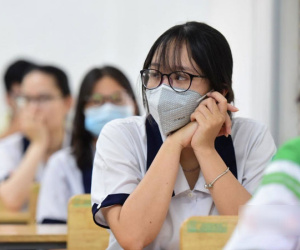 KHẨN: TP.HCM yêu cầu các trường đại học, cao đẳng ngưng dạy học trực tiếp