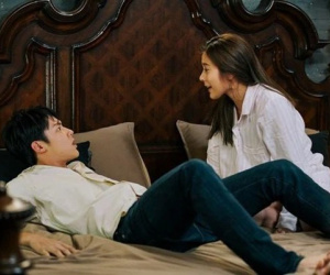 Đêm tân hôn vợ ở lì trong nhà tắm, tôi sốt ruột gọi cửa để rồi phải sốc khi cô ấy bước ra