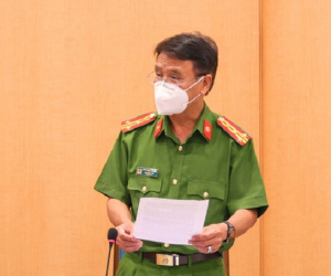 Hà Nội xử phạt không đeo khẩu trang gần 6 tỷ đồng, đình chỉ 4 cơ sở y tế lơ là phòng dịch Covid-19