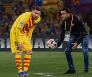 Xavi lên tiếng về khả năng thay Koeman sau khi xuất hiện tại Barcelona