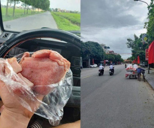 Tình cờ nhặt được túi thịt bên đường, nam thanh niên quyết tâm đứng chờ người làm rơi quay lại nhưng diễn biến tiếp theo lại khiến dân tình không ngờ đến
