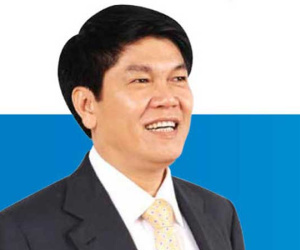 Con trai tính thương vụ lớn, thế lực nhà tỷ phú giàu nhanh nhất Việt Nam