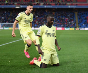 Arsenal còn cơ hội dự cúp châu Âu mùa tới
