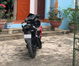 Đột nhập vào nhà dân ăn trộm, đối tượng bị dọa tới hoảng loạn, bỏ chạy quên luôn xe máy