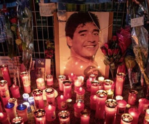 Vụ Diego Maradona: 7 chuyên gia y tế bị buộc tội giết người