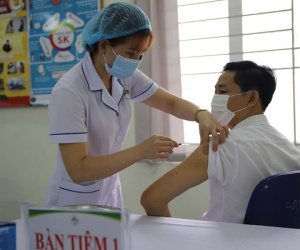 Bộ Y tế phân bổ vắc xin phòng COVID-19 đợt 3, các đơn vị hoàn thành tiêm trước 15/8/2021