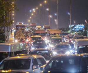 TP.HCM: Xe khách không được chở quá 20 người, taxi không được bật điều hoà từ ngày 22/5