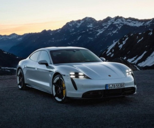 Porsche Taycan dính nghi vấn mất điện khi đang vận hành