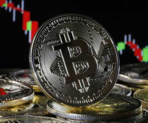 Thị trường tiền ảo rực lửa, Bitcoin lại bị bán tháo, giá giảm quá nửa so với đỉnh kỷ lục
