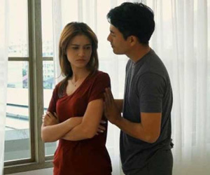 Câu chuyện sửng sốt từ ông chồng có sở thích hôn hít kì dị, chỉ đến khi vợ cáu lên mới có cơ hội hiểu 'gu ân ái' của chồng