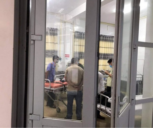 Sập tường lò gạch đè trúng 3 chị em ruột: 2 cháu bé đã tử vong, nạn nhân thứ 3 tiên lượng nặng