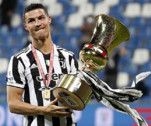 Ronaldo nói điều bất ngờ trong tâm thư mới nhất, dễ chia tay Juventus