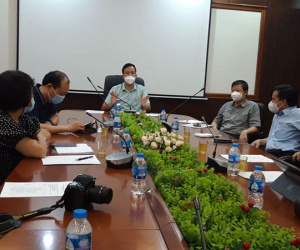 Bắc Giang họp khẩn trong đêm, lên phương án cụ thể về test nhanh tại 3 điểm nóng nhất tại Việt Yên
