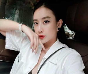 Rich kid bí ẩn nhất hội con nhà giàu Việt khoe thú vui mùa dịch: Đem túi cả trăm triệu ra... cắm hoa