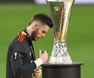De Gea biến thành 'tội đồ' trong loạt 11m không tưởng, Man United đánh rơi chức vô địch Europa League