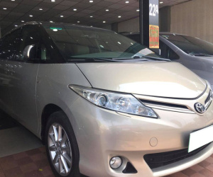 Toyota Previa 12 năm tuổi vẫn có giá gần 1 tỷ đồng, đắt hơn giá niêm yết của ‘đàn em’ Innova 2021