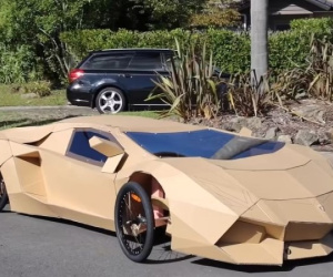 Bản sao Lamborghini có thể lái được làm từ bìa carton được bán với giá 10.000USD