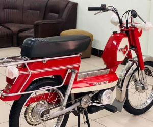Đại gia để hơn '4 cây vàng' phủ kín bụi trong nhà kho, hơn 40 năm sau bán giá bất ngờ