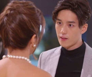 Trách vợ ngủ tới tận trưa mới dậy, một tiếng sau tôi choáng nặng khi thấy bố mẹ vợ hầm hầm kéo sang với 3 cuốn sổ đỏ trên tay