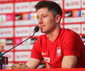Siêu tiền đạo Lewandowski chỉ trích UEFA vắt kiệt sức cầu thủ