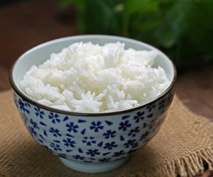 Người Việt không nên tiêu thụ thường xuyên 3 loại cơm này vì có thể phải đối mặt với ngộ độc và ung thư