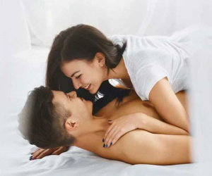 Đang 'lâm trận' thì chồng thẳng tay đẩy vợ ra chỉ vì 1 cử chỉ âu yếm: Lưu ý đặc biệt nhất là đối với hôn nhân lâu năm